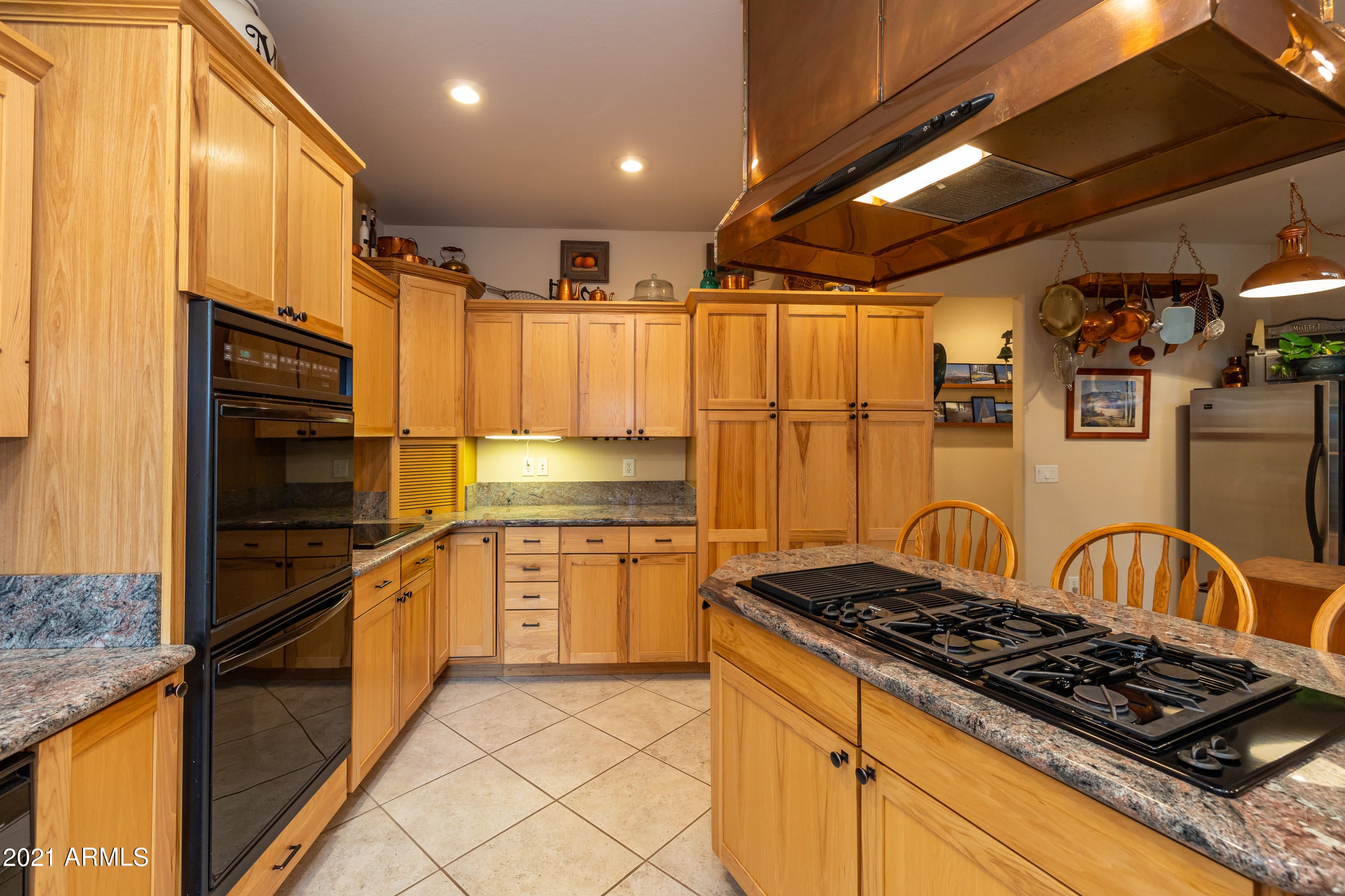LOCKETT RANCHES - Residential