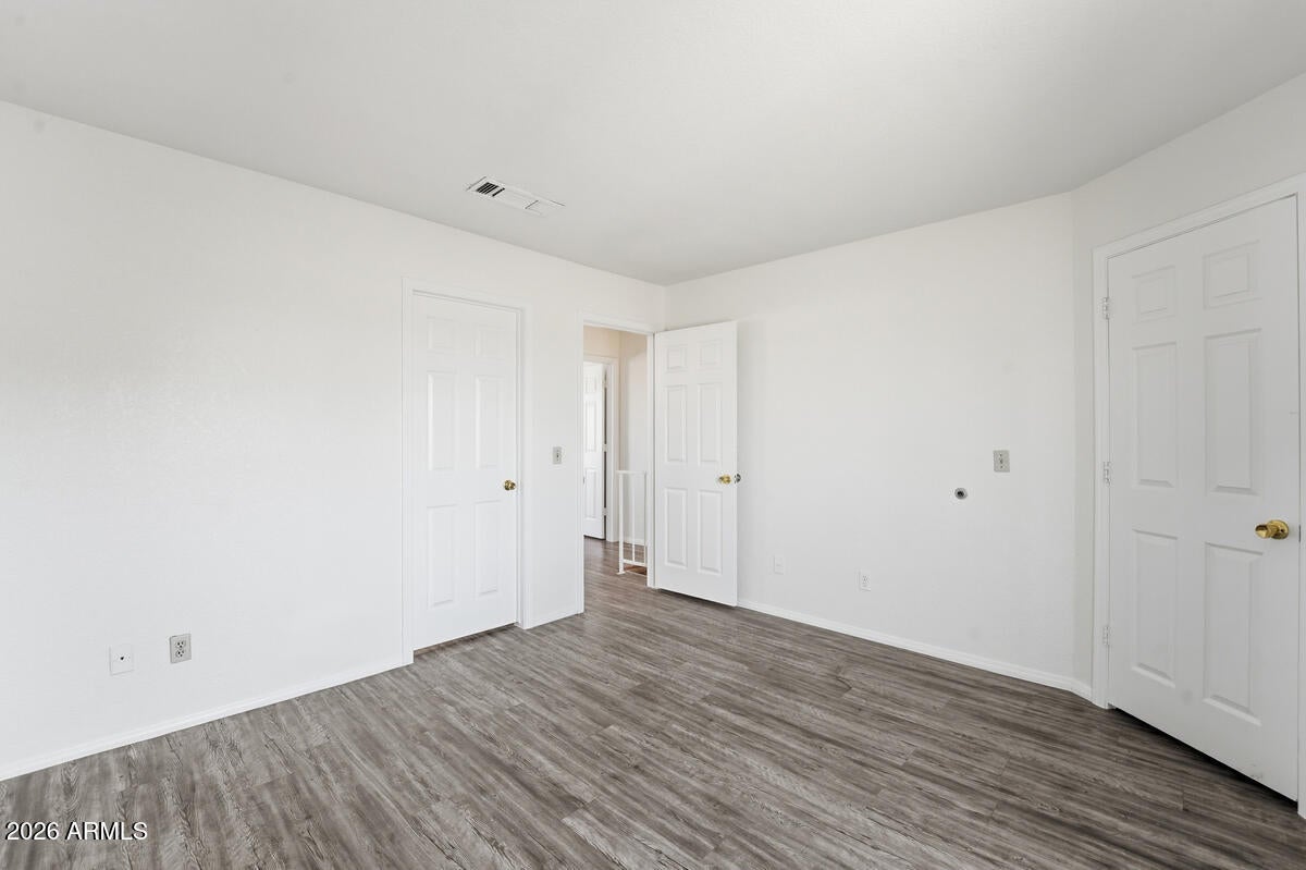 MESA PARK TOWNHOMES 2 UNIT 1-26 - Residential