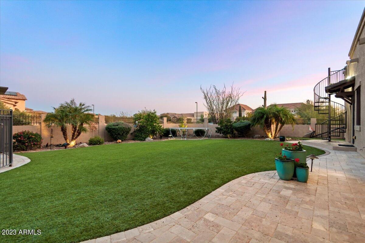 HERMOSA ESTATES - Residential
