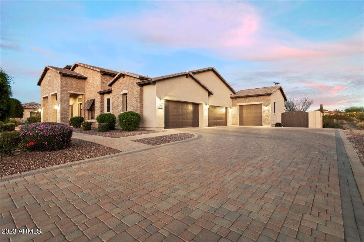 HERMOSA ESTATES - Residential