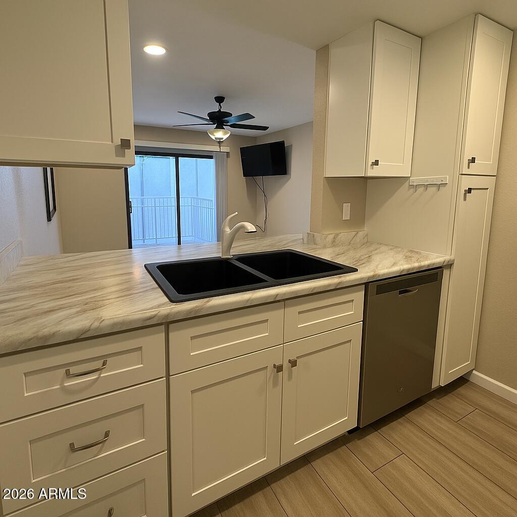 OLIVE GROVE VILLAGE CONDOMINIUMS - Residential