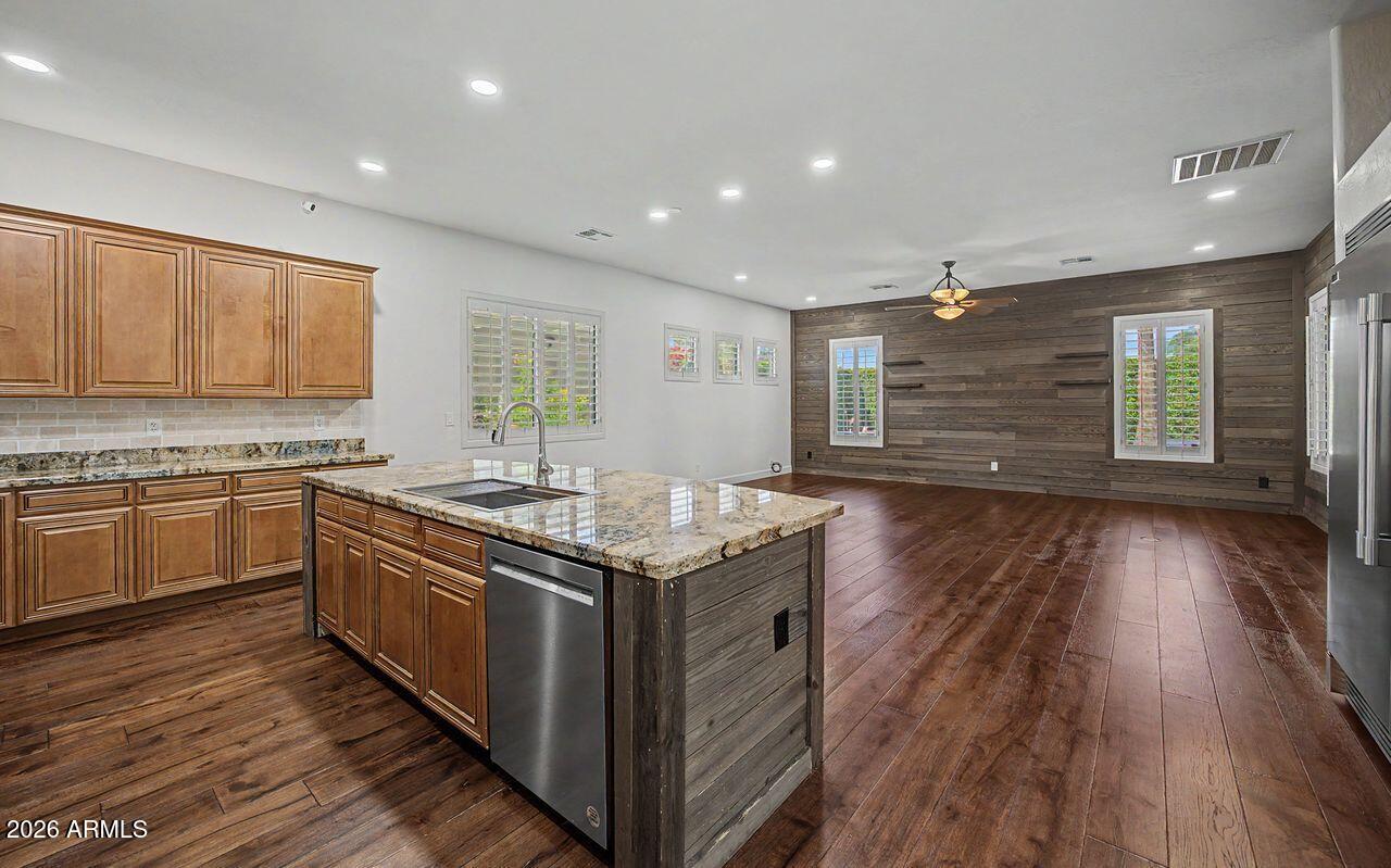 TUSCANY SHORES 1 - Residential