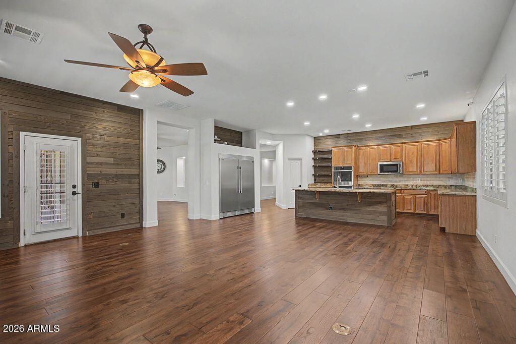 TUSCANY SHORES 1 - Residential