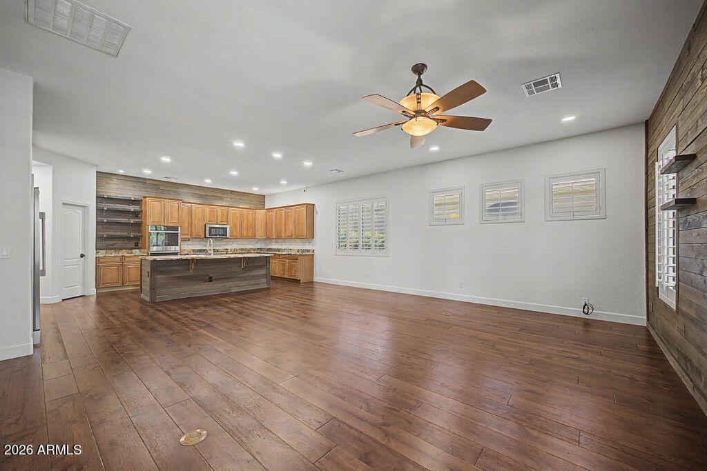 TUSCANY SHORES 1 - Residential