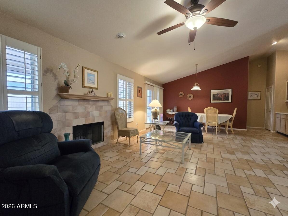 PALM VALLEY PHASE 1 PARCEL 19 UNIT 1 - Residential