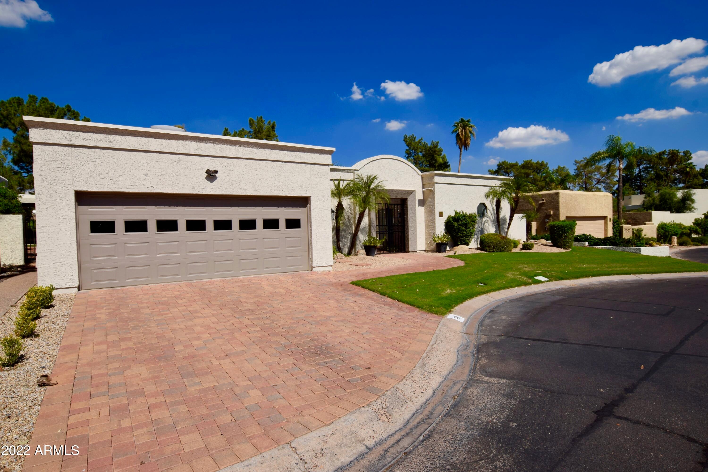 BILTMORE GATES - Residential