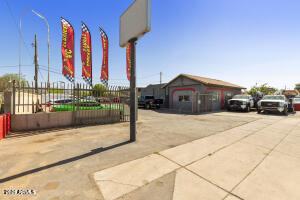 LOCH PLACE ANNEX - Commercial Sale