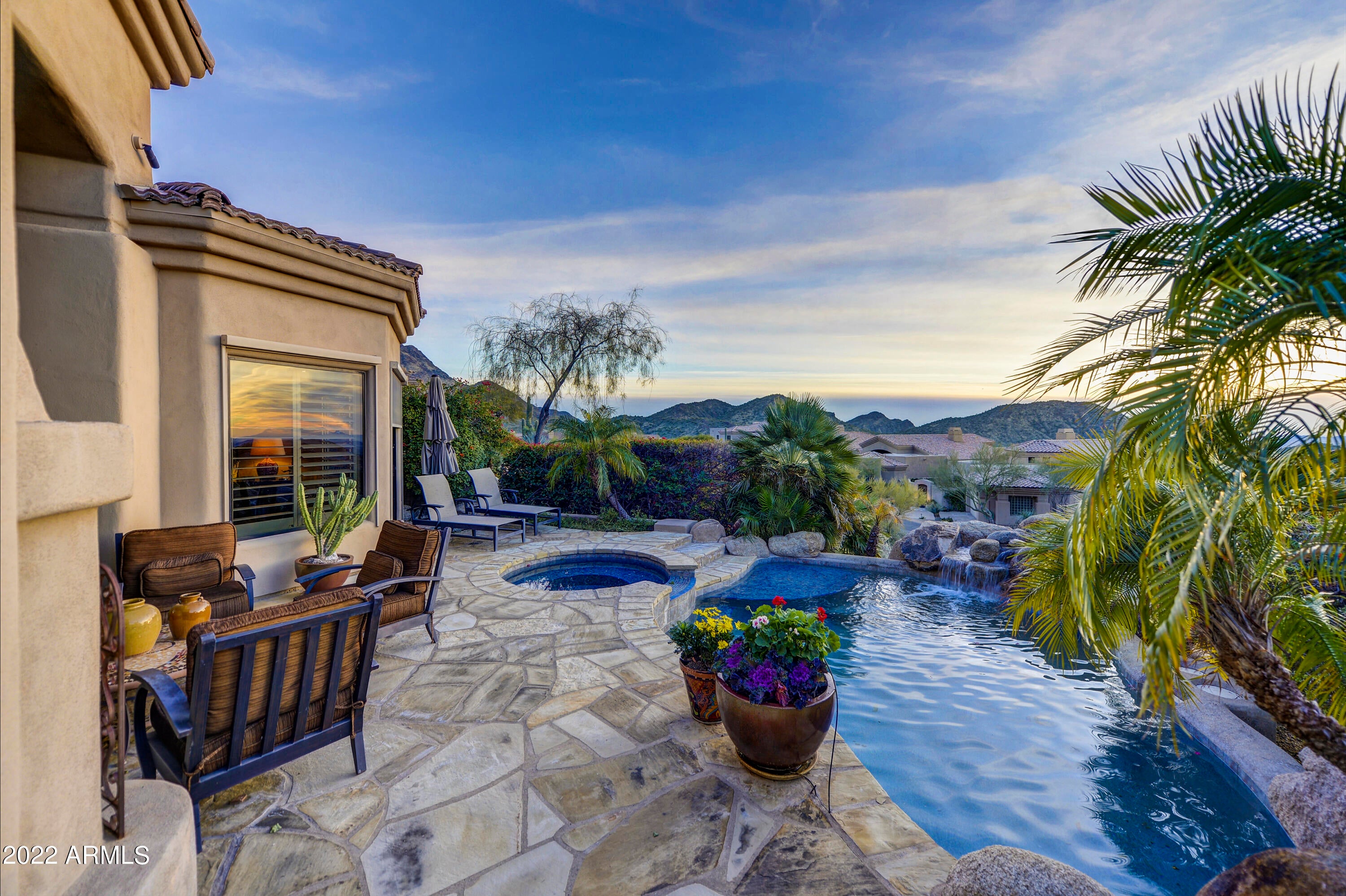 WHISPERING RIDGE - Residential