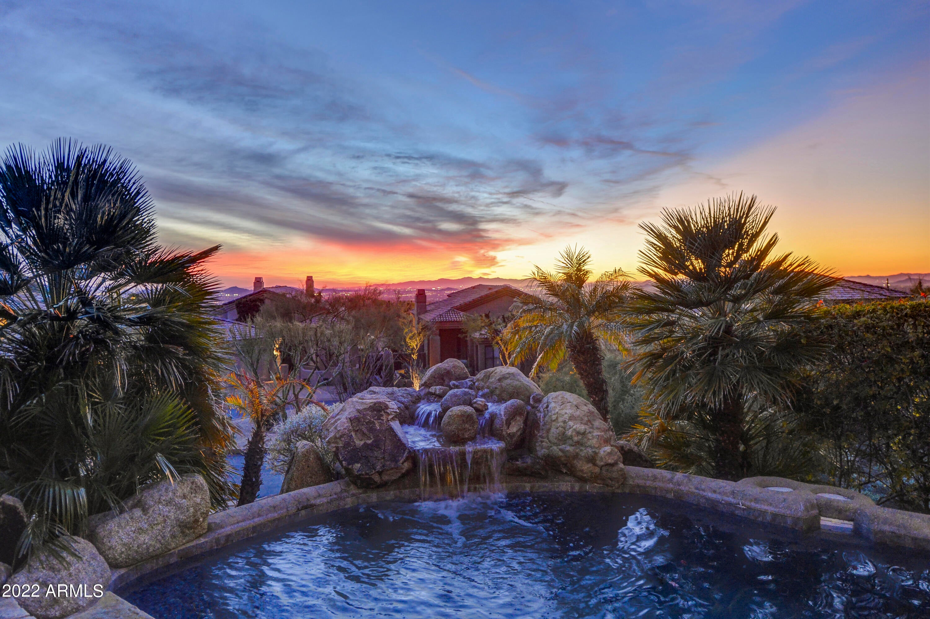 WHISPERING RIDGE - Residential