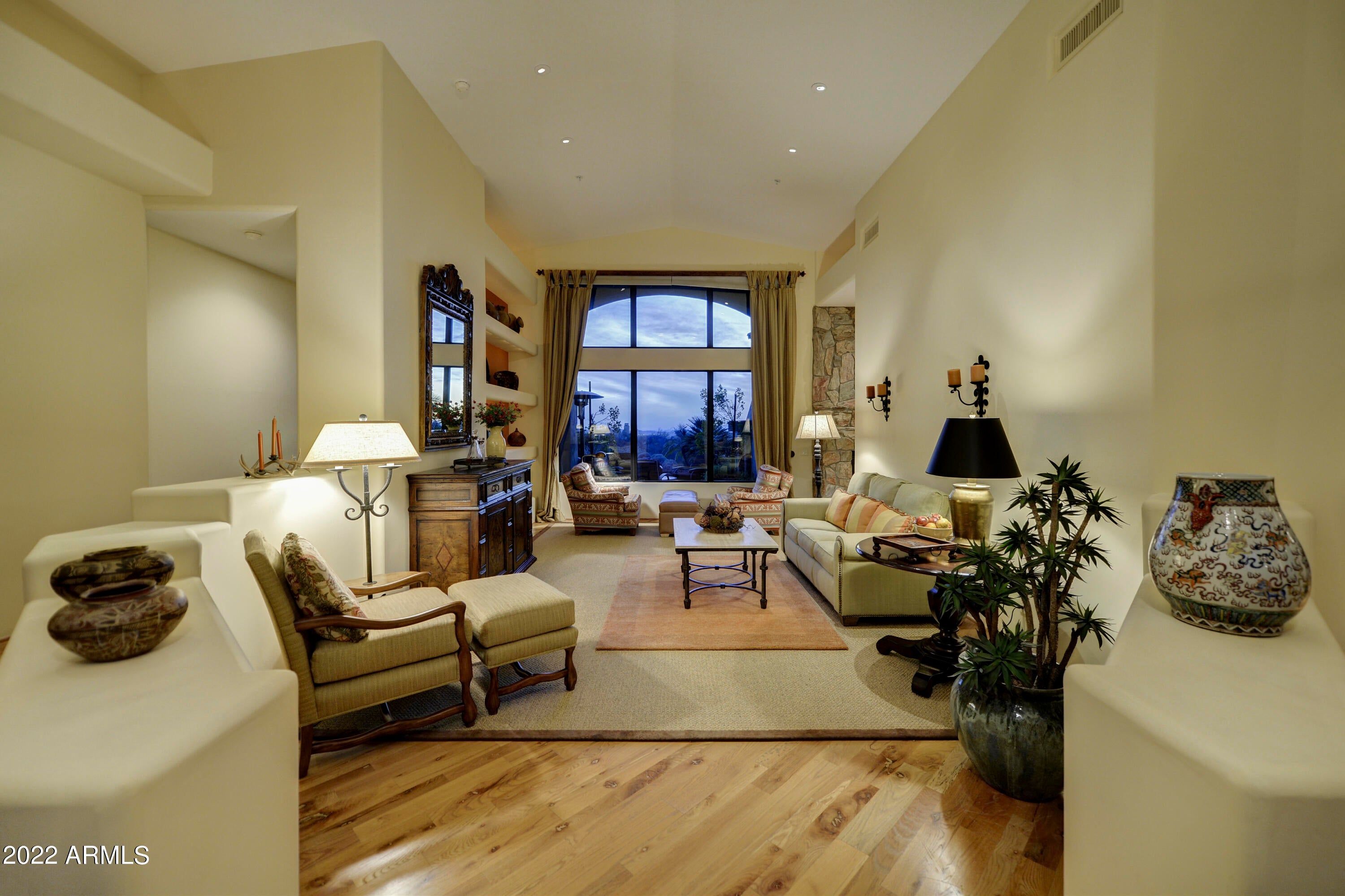 WHISPERING RIDGE - Residential