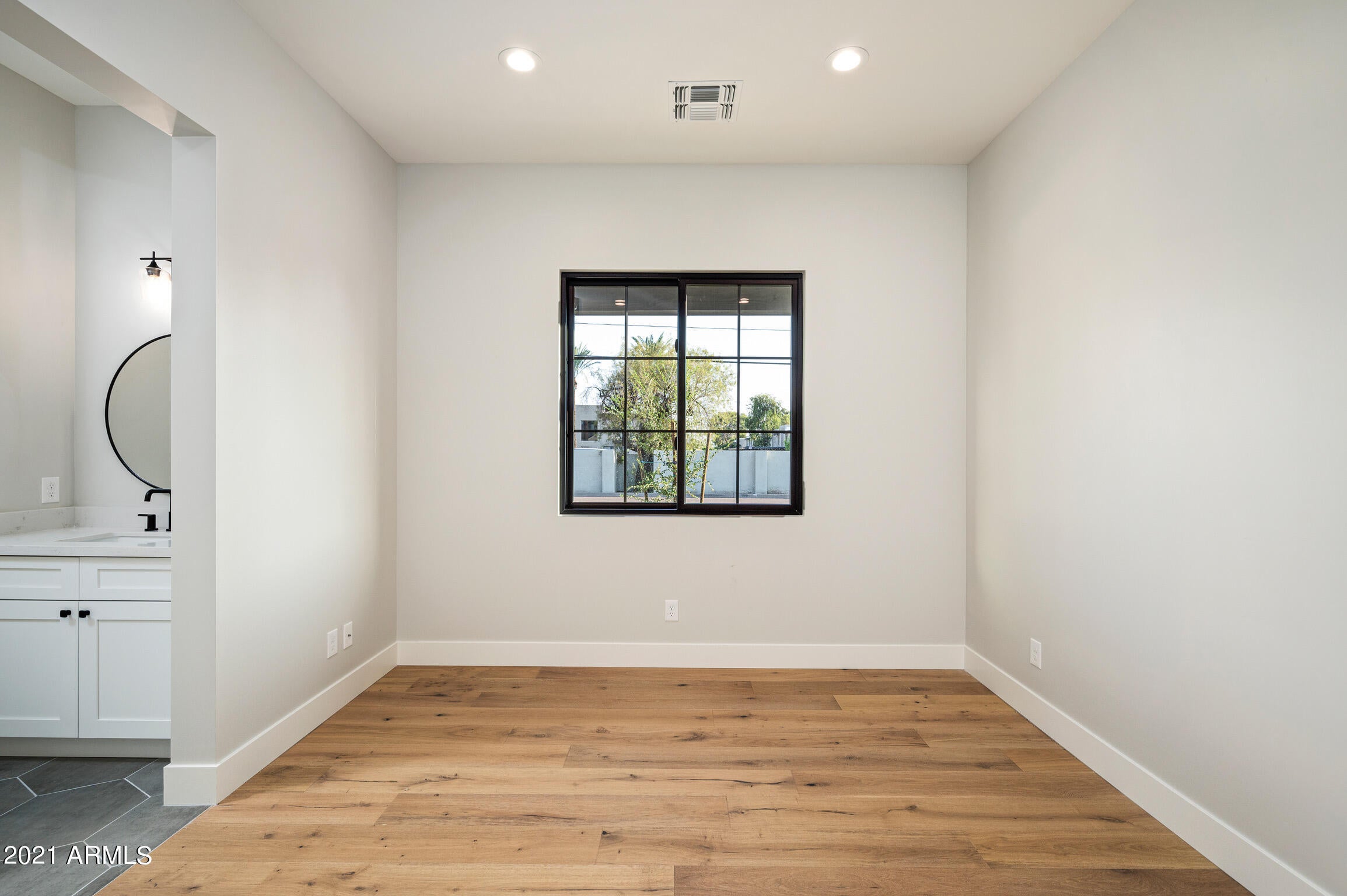 ARCADIA VILLA 2 LOTS 17-49 - Residential
