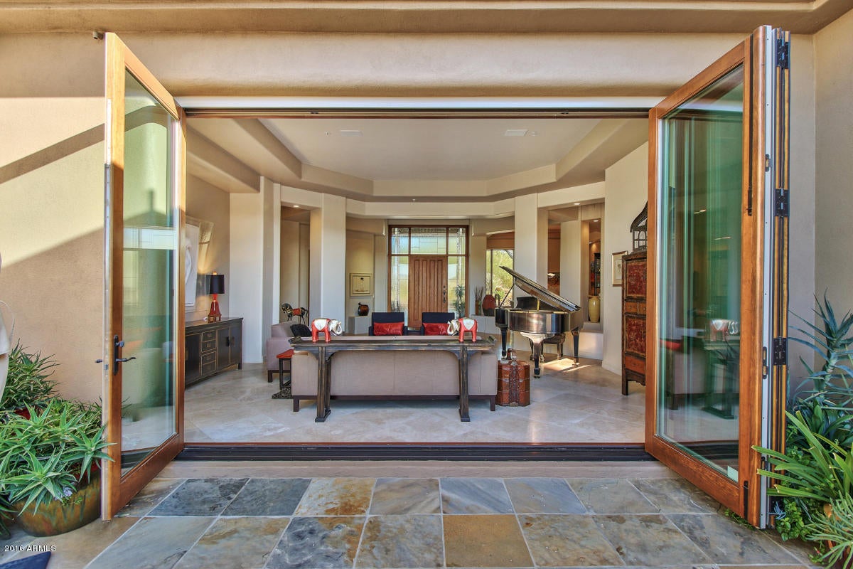 PINNACLE CANYON AT TROON NORTH UNIT 1 - Residential