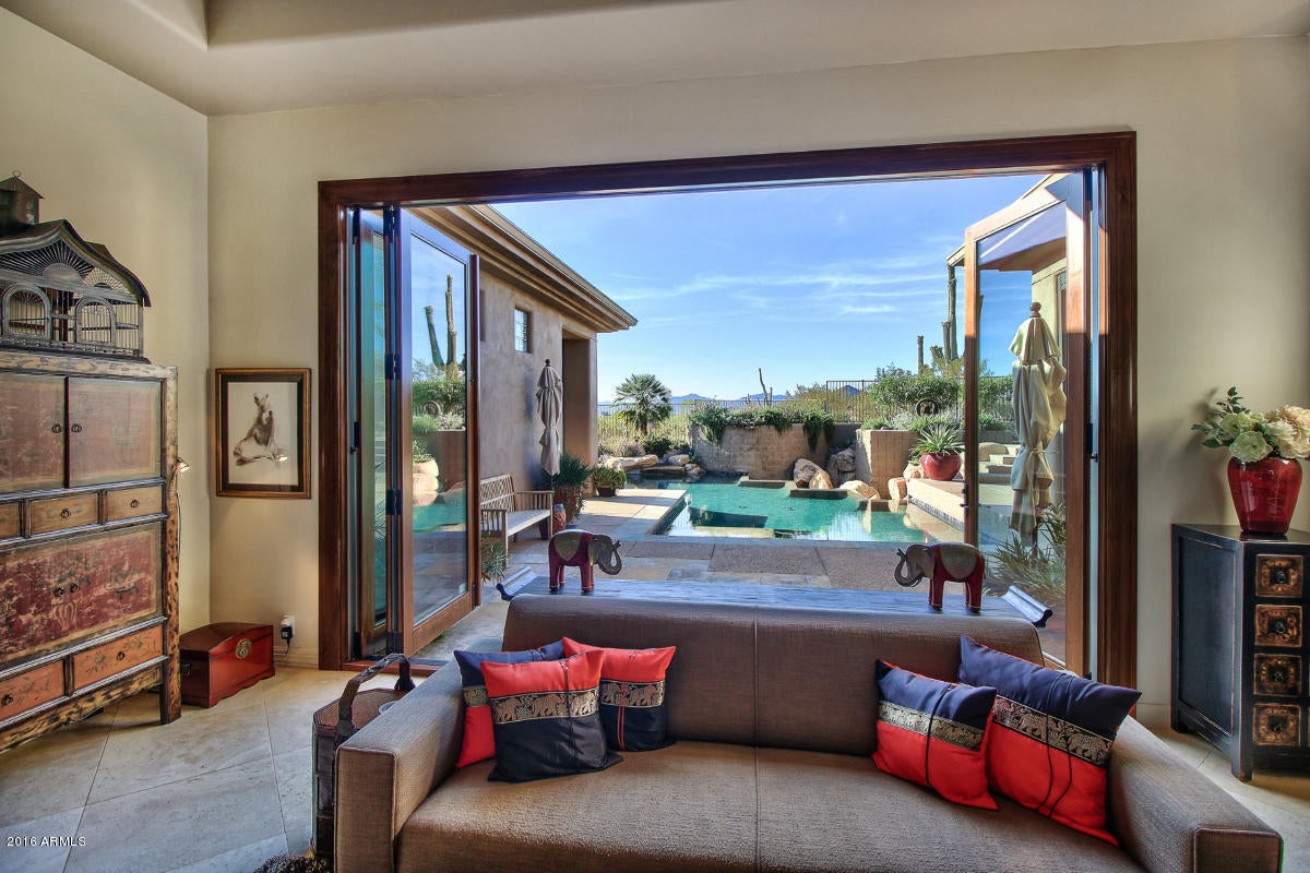 PINNACLE CANYON AT TROON NORTH UNIT 1 - Residential