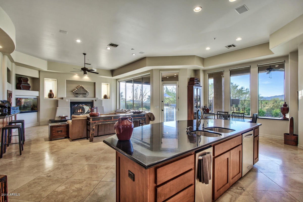 PINNACLE CANYON AT TROON NORTH UNIT 1 - Residential