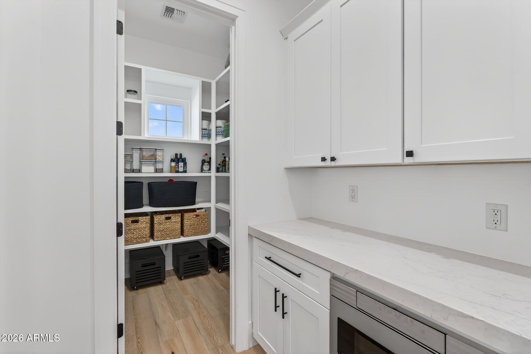 PECAN LAKE - Residential