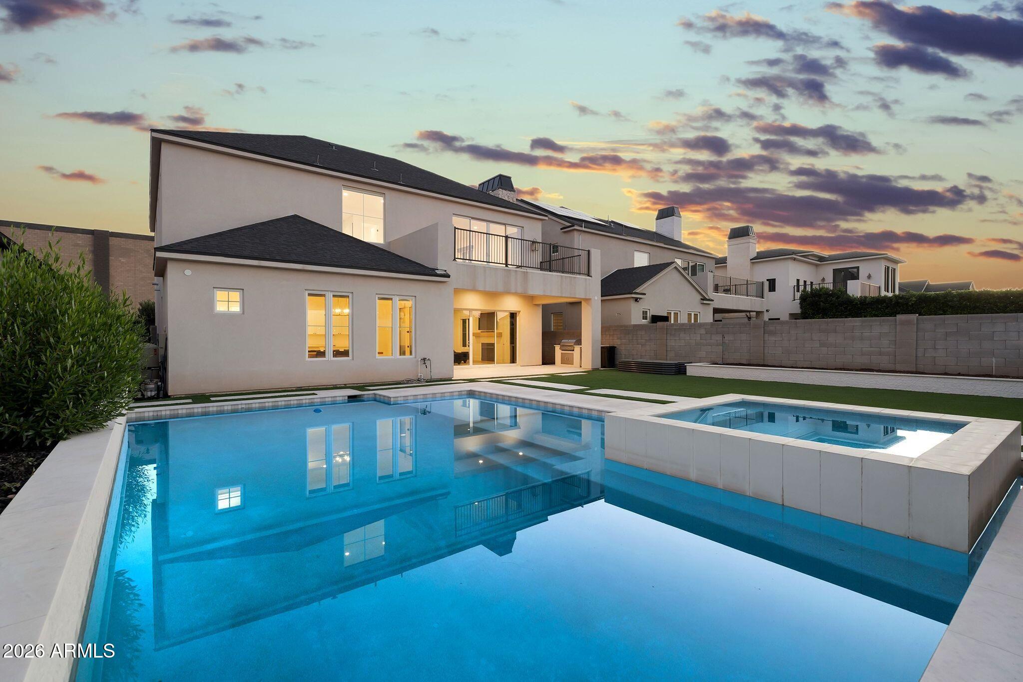 PECAN LAKE - Residential