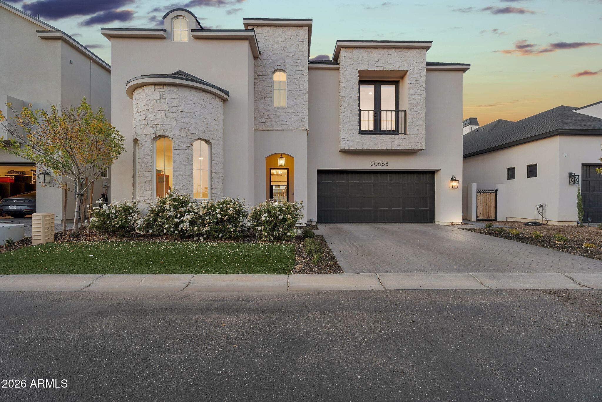 PECAN LAKE - Residential