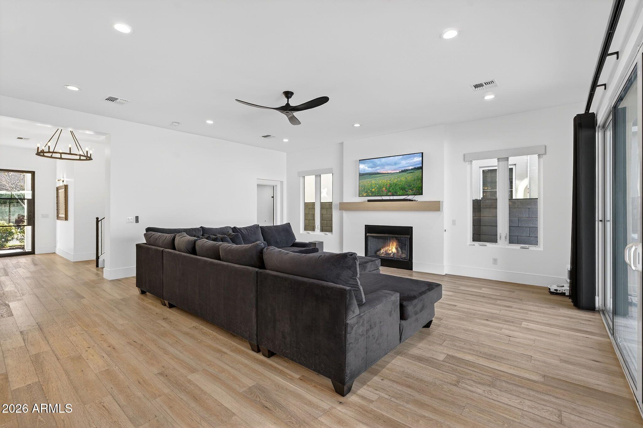 PECAN LAKE - Residential