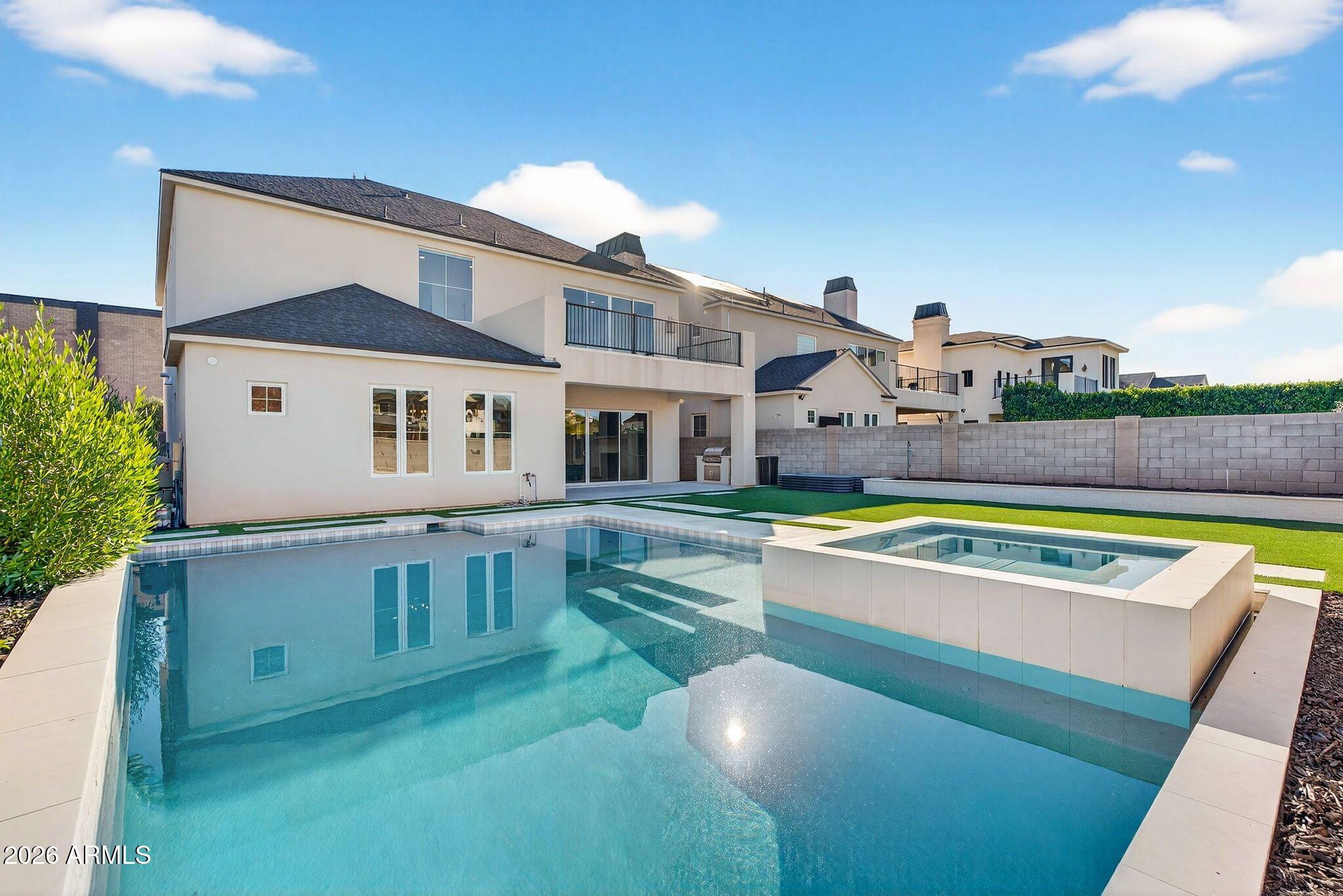 PECAN LAKE - Residential