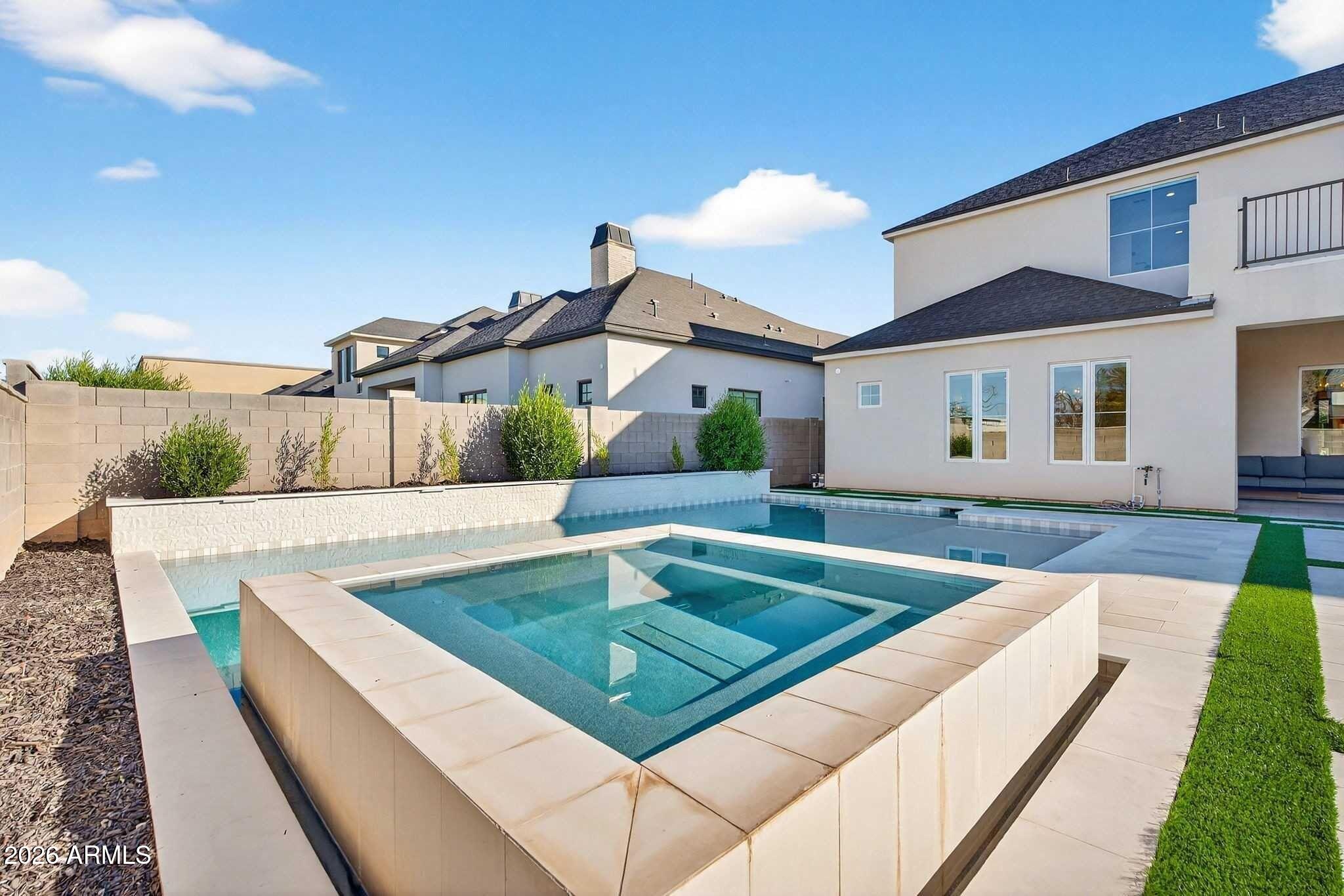 PECAN LAKE - Residential