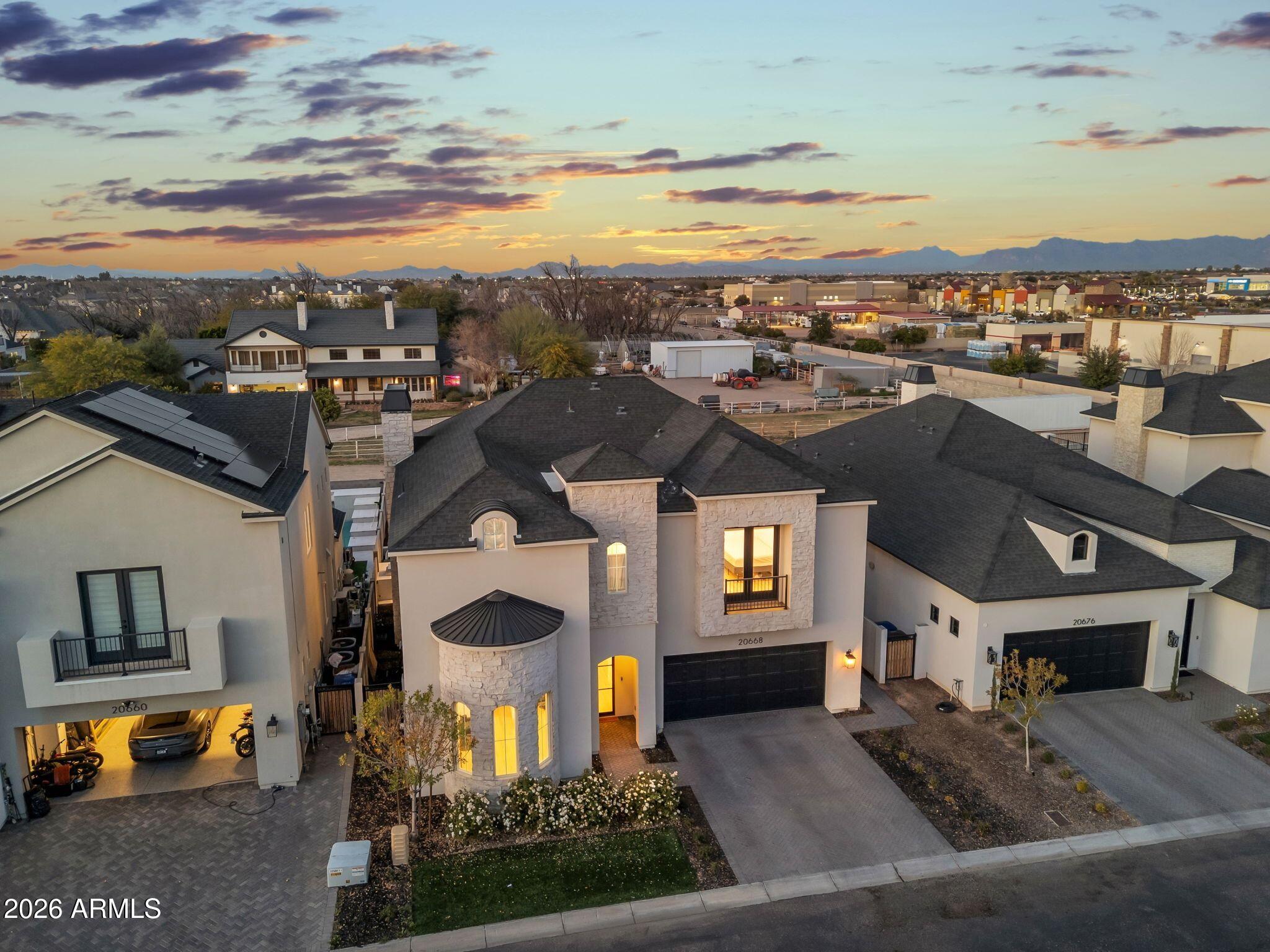 PECAN LAKE - Residential