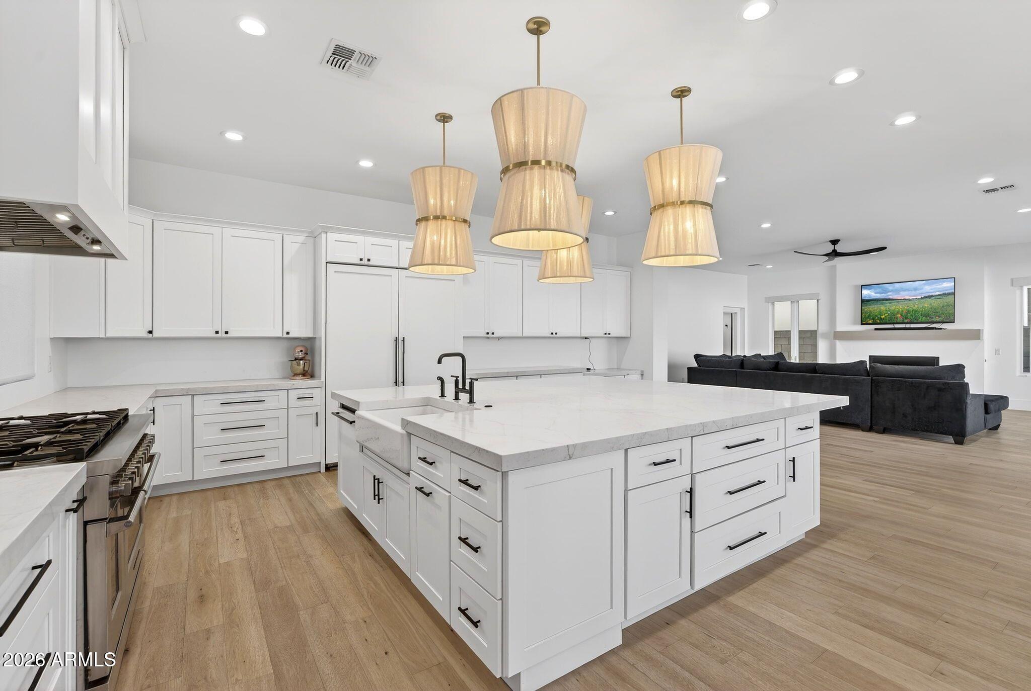 PECAN LAKE - Residential