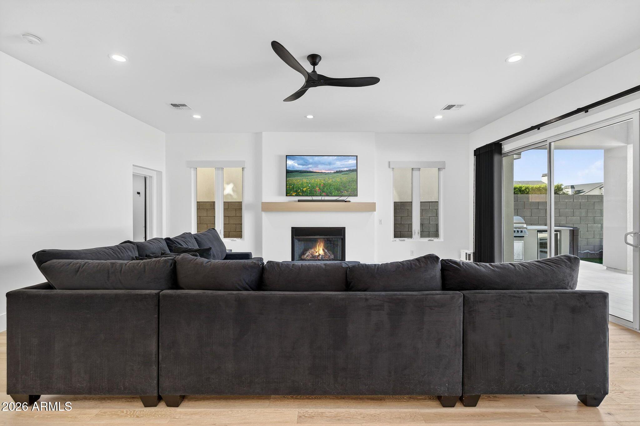 PECAN LAKE - Residential