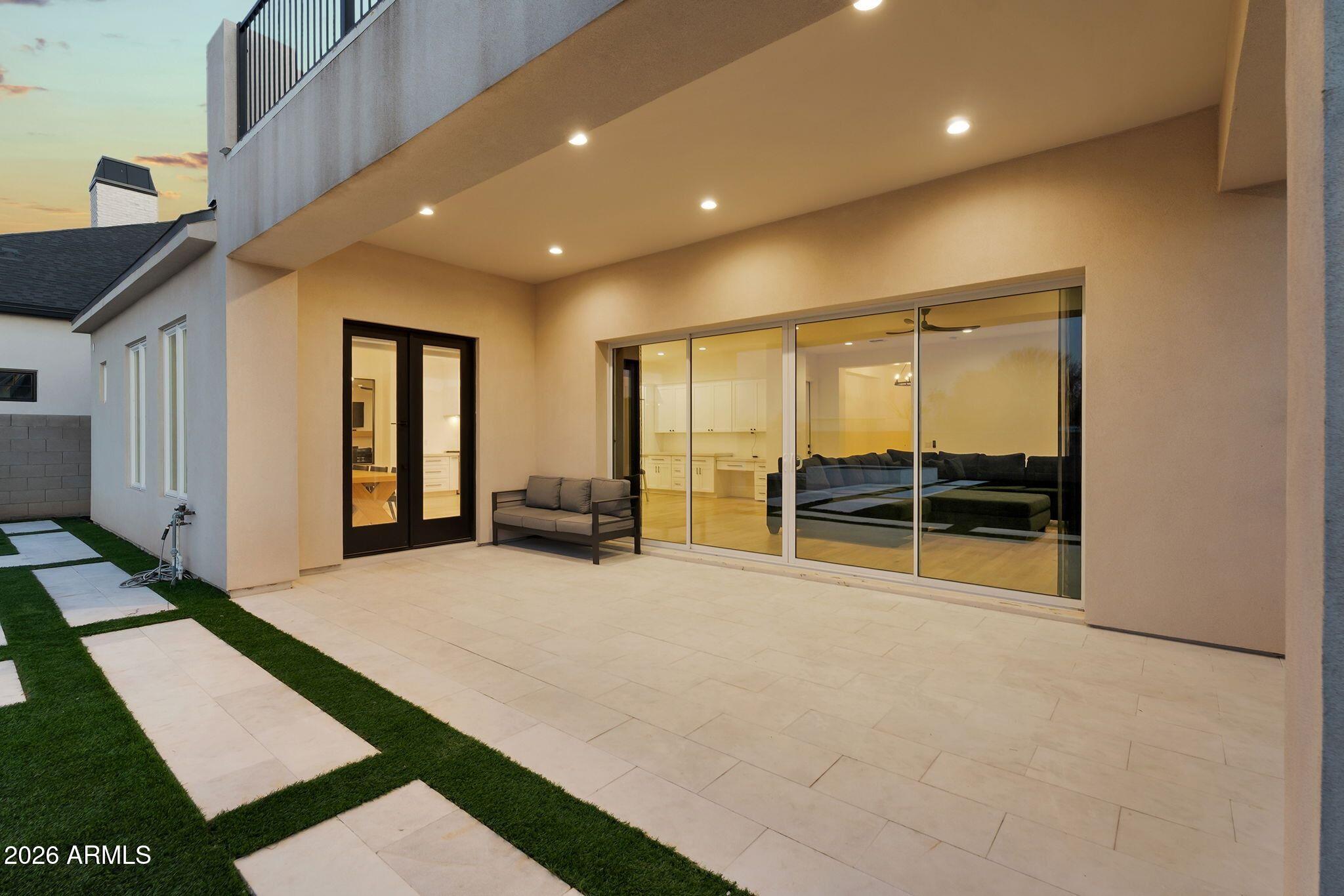 PECAN LAKE - Residential