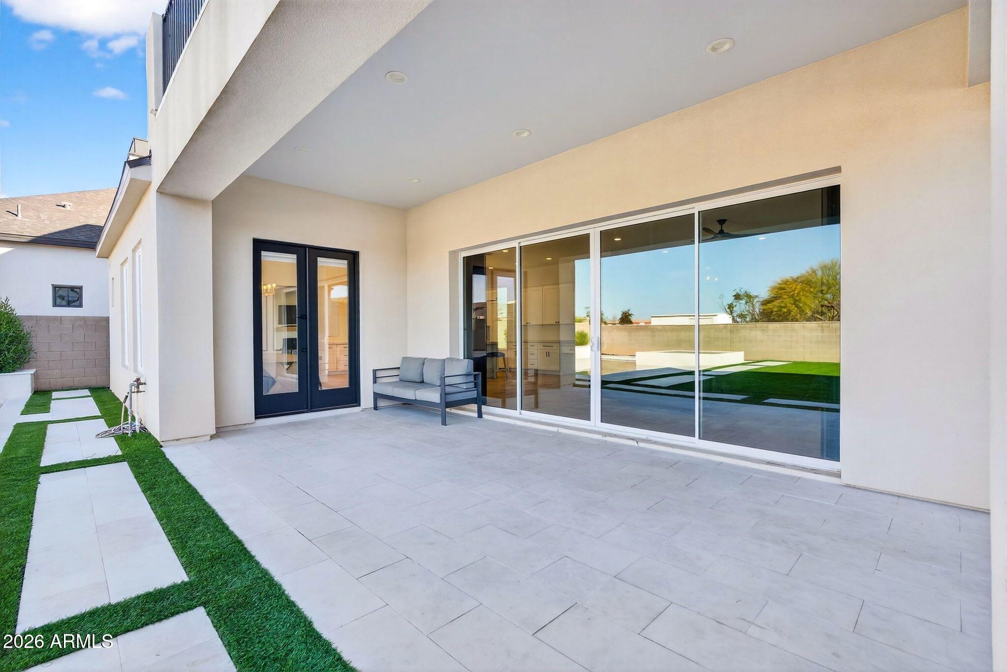 PECAN LAKE - Residential