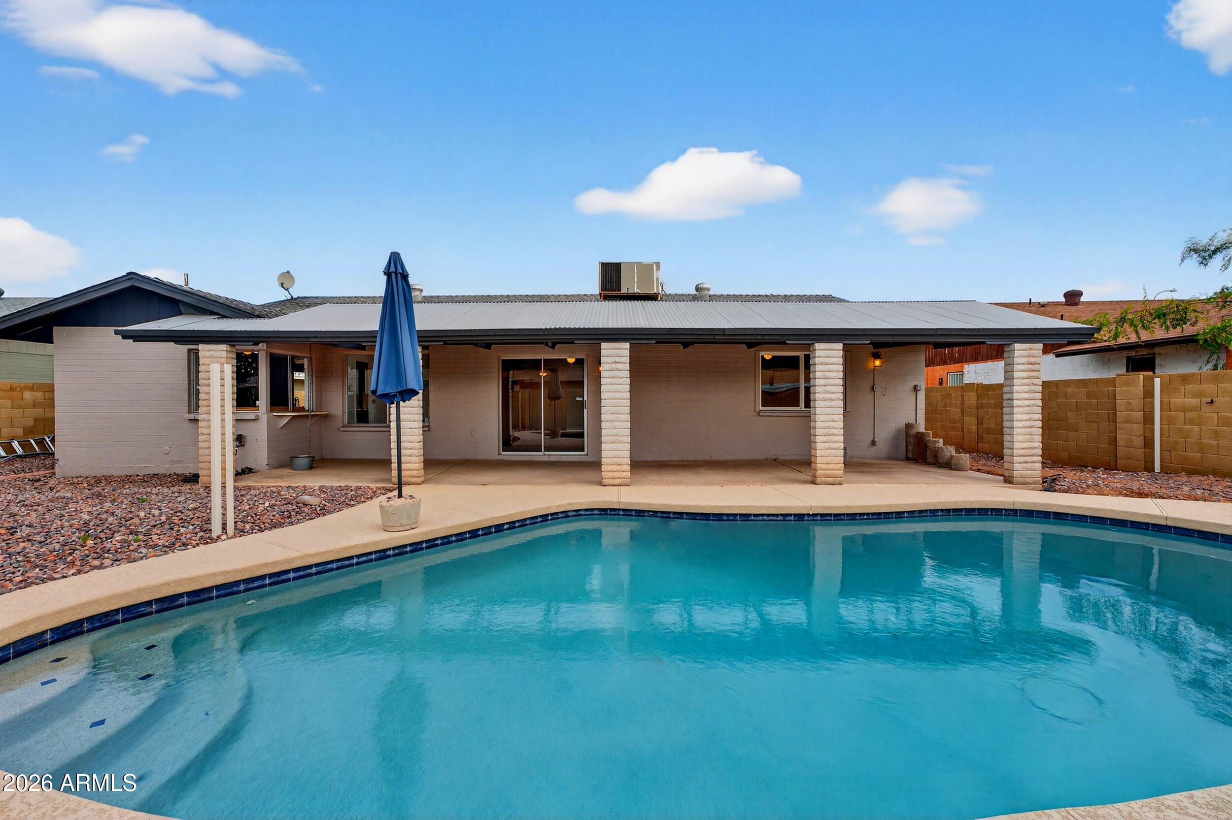 DOBSON ESTATES 2 UNIT 1 - Residential