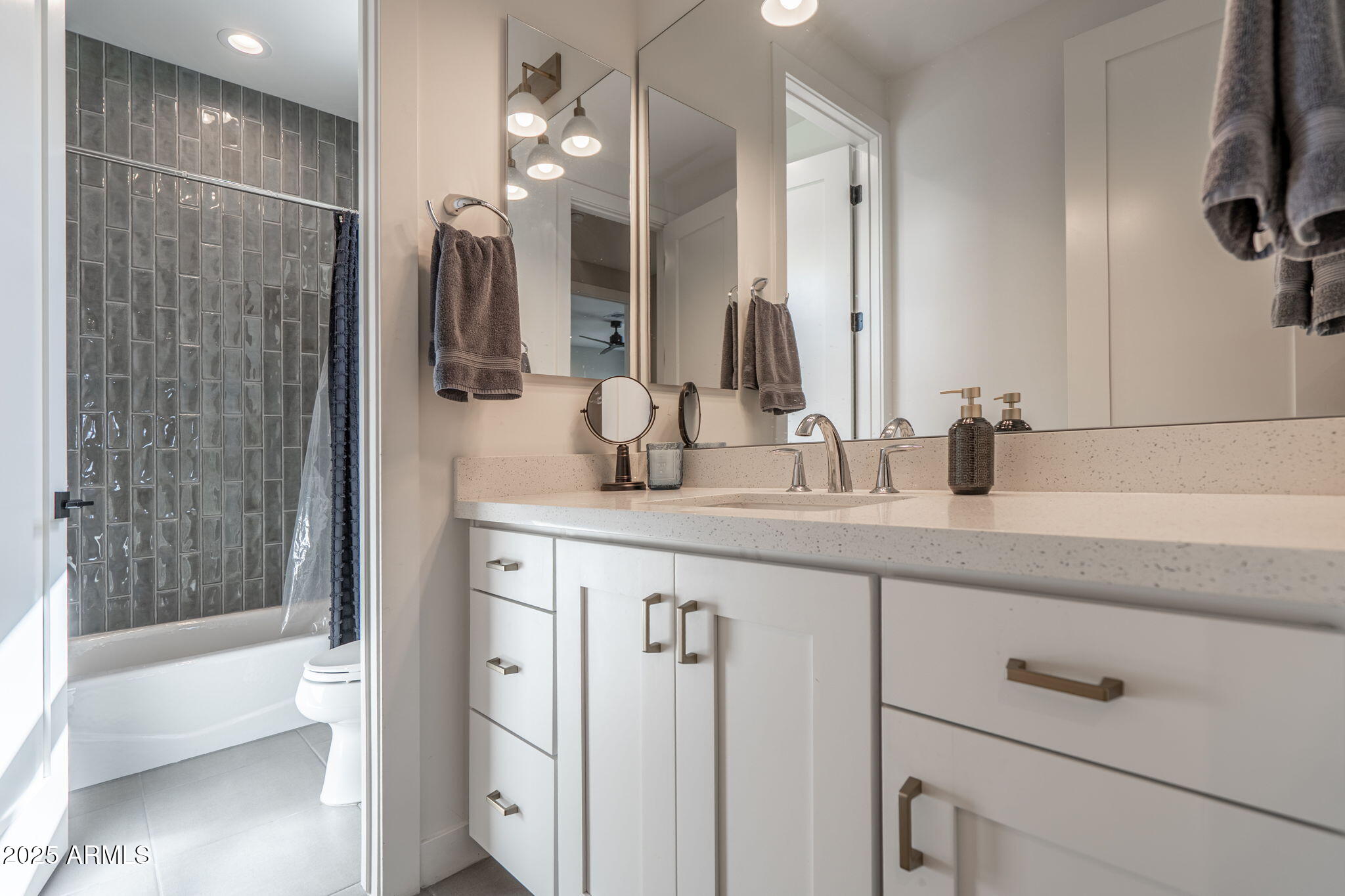 LAKEVIEW TRAILS SOUTHEAST AT MORRISON RANCH - Residential