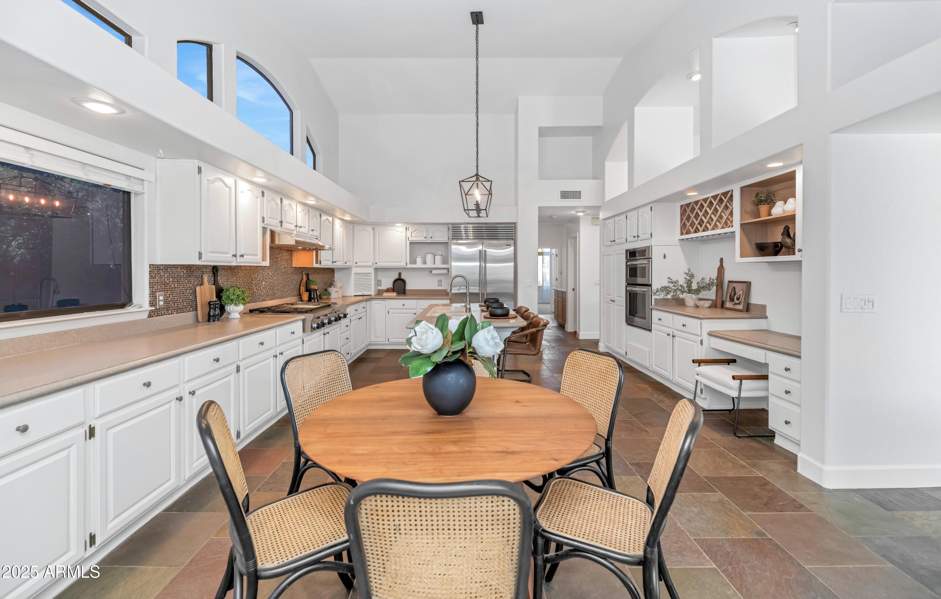 PROMONTORY - Residential