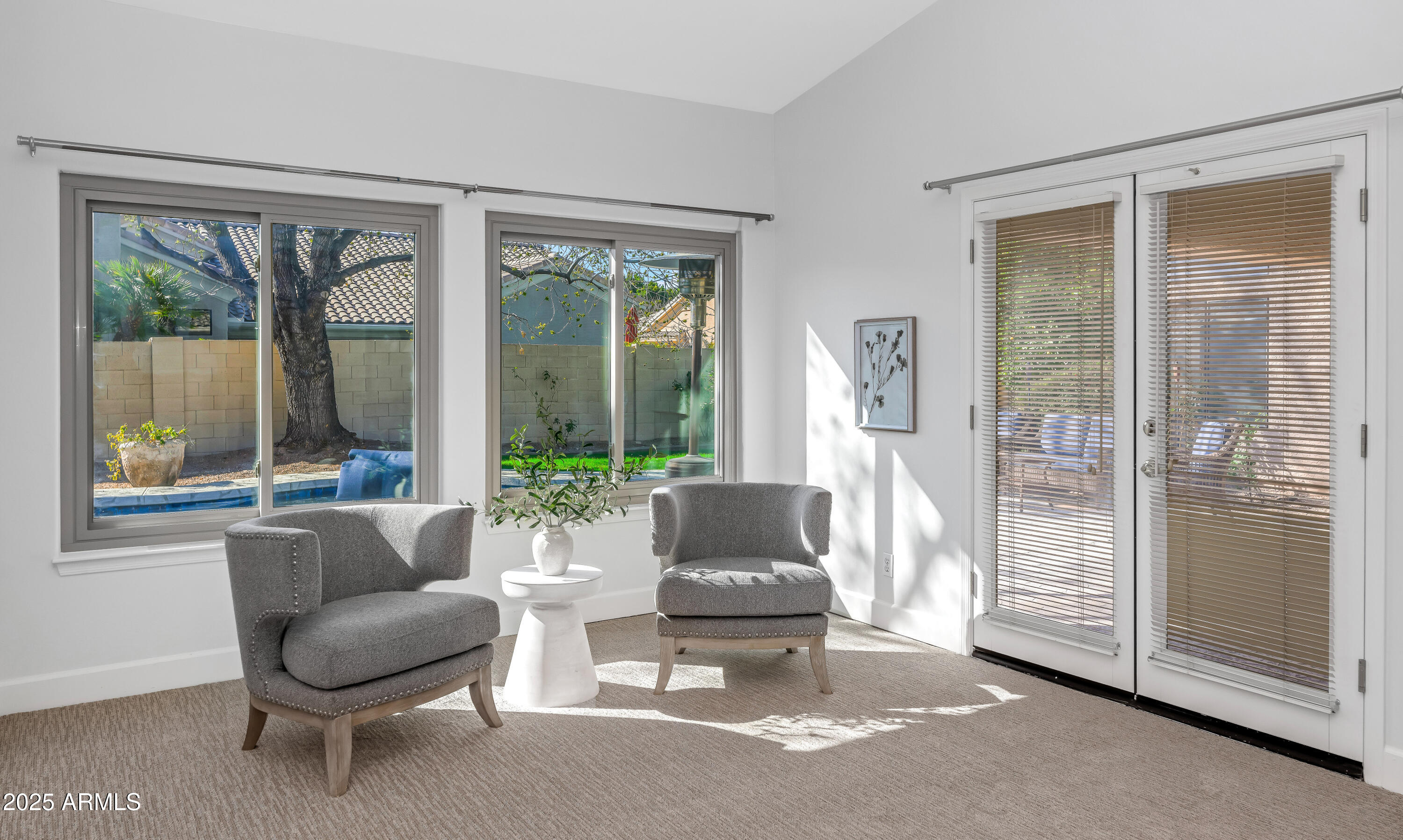 PROMONTORY - Residential