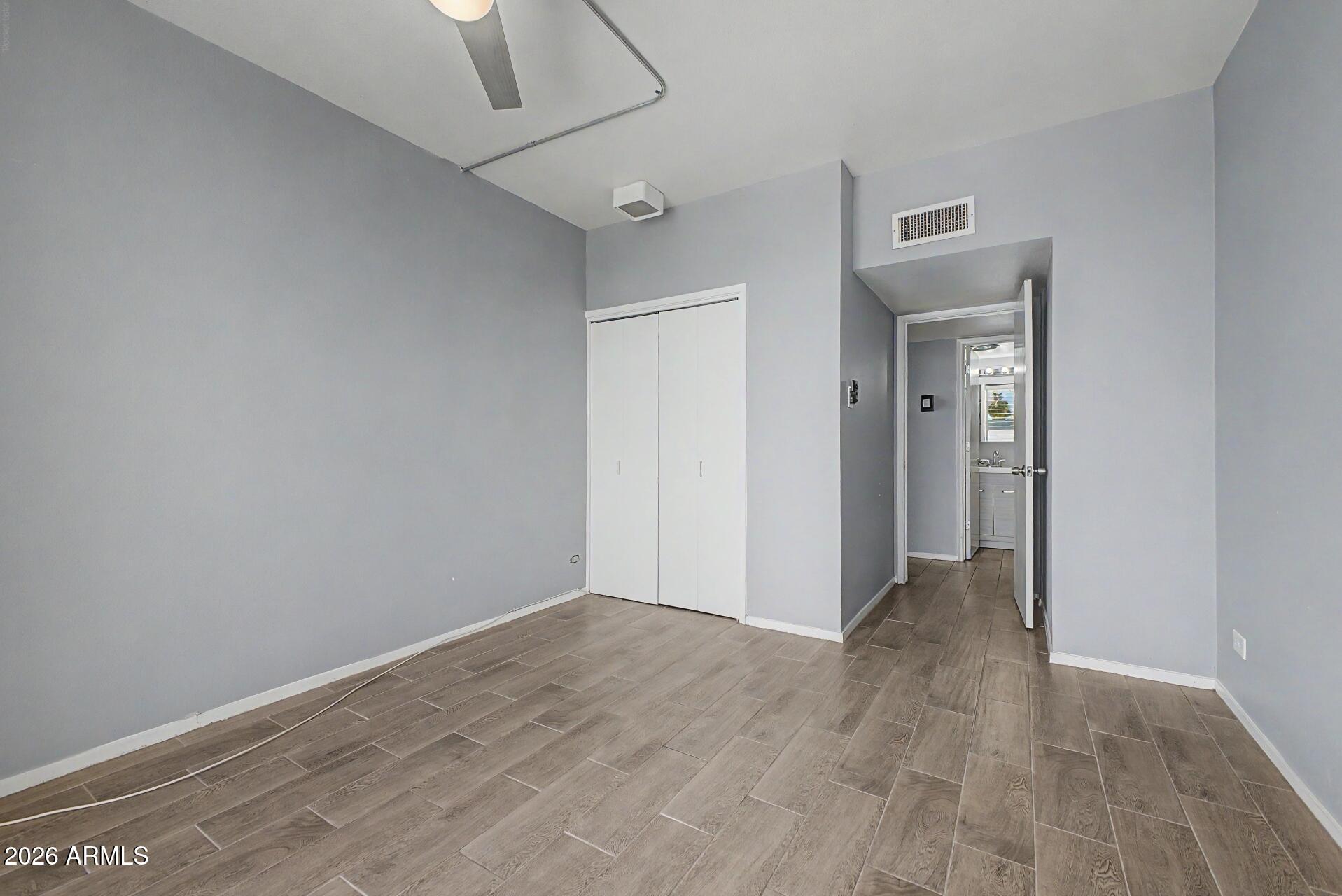 EXECUTIVE TOWERS - Residential