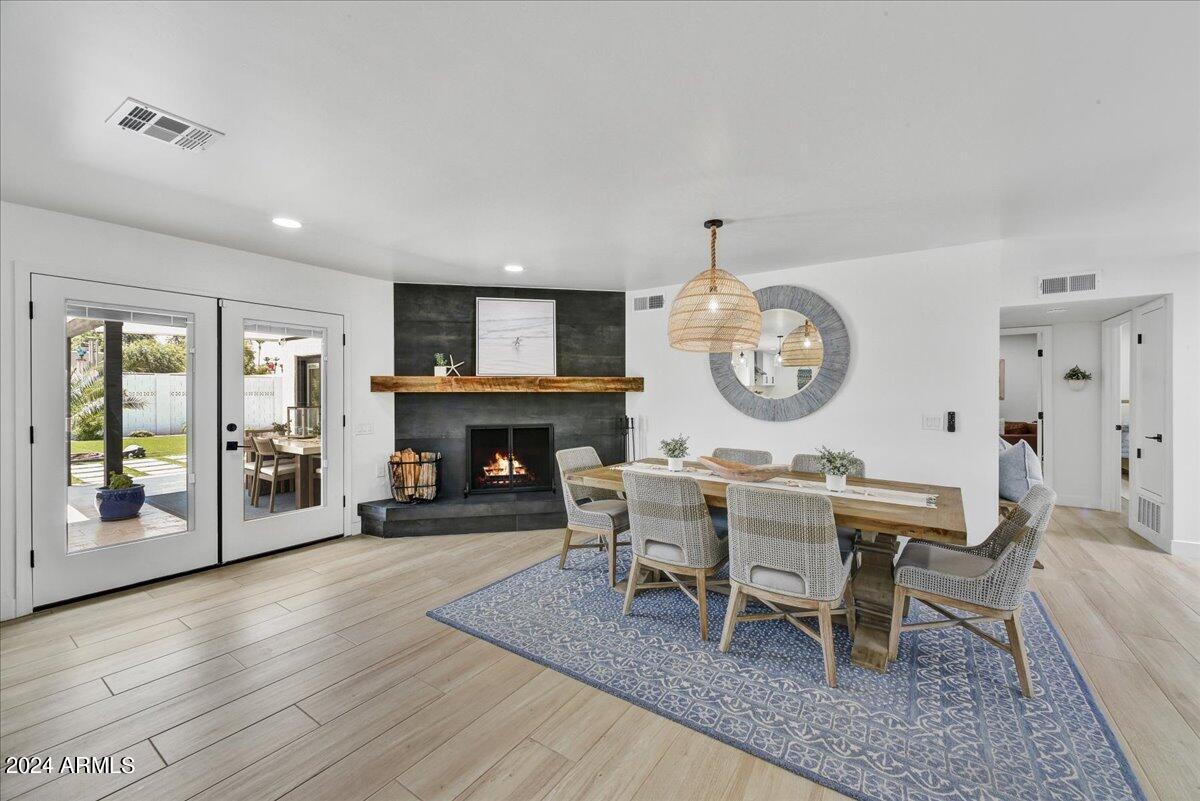 CENTURY NORTH - Residential