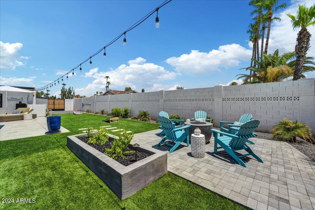 CENTURY NORTH - Residential