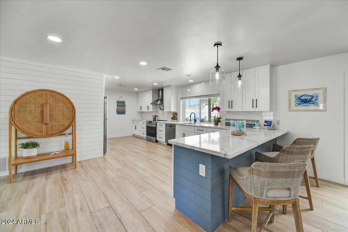 CENTURY NORTH - Residential