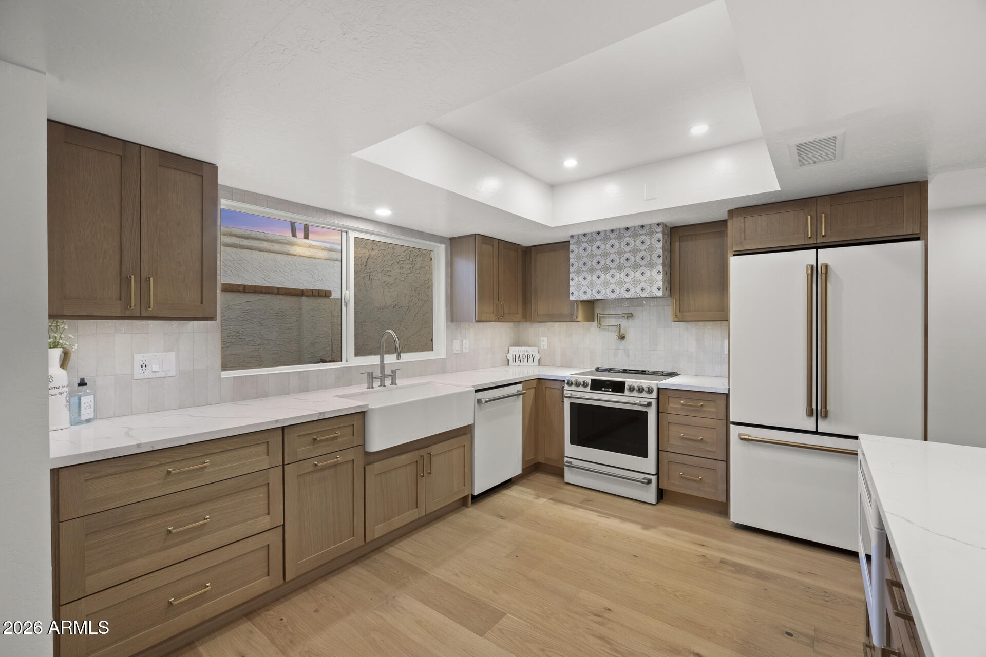EL PASEO - Residential