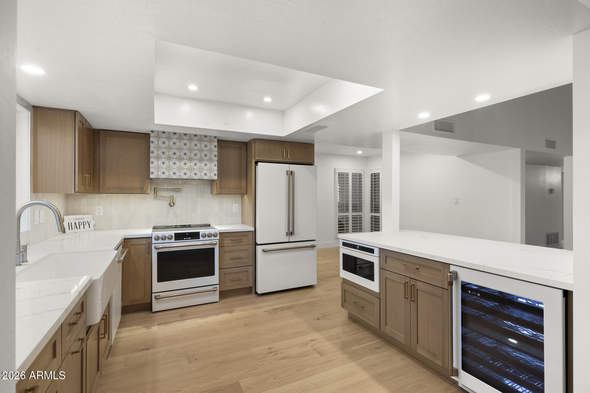 EL PASEO - Residential