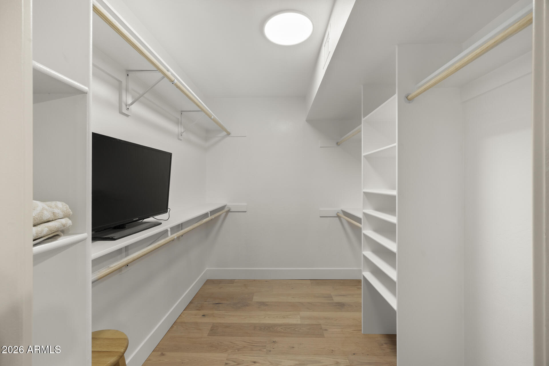 EL PASEO - Residential