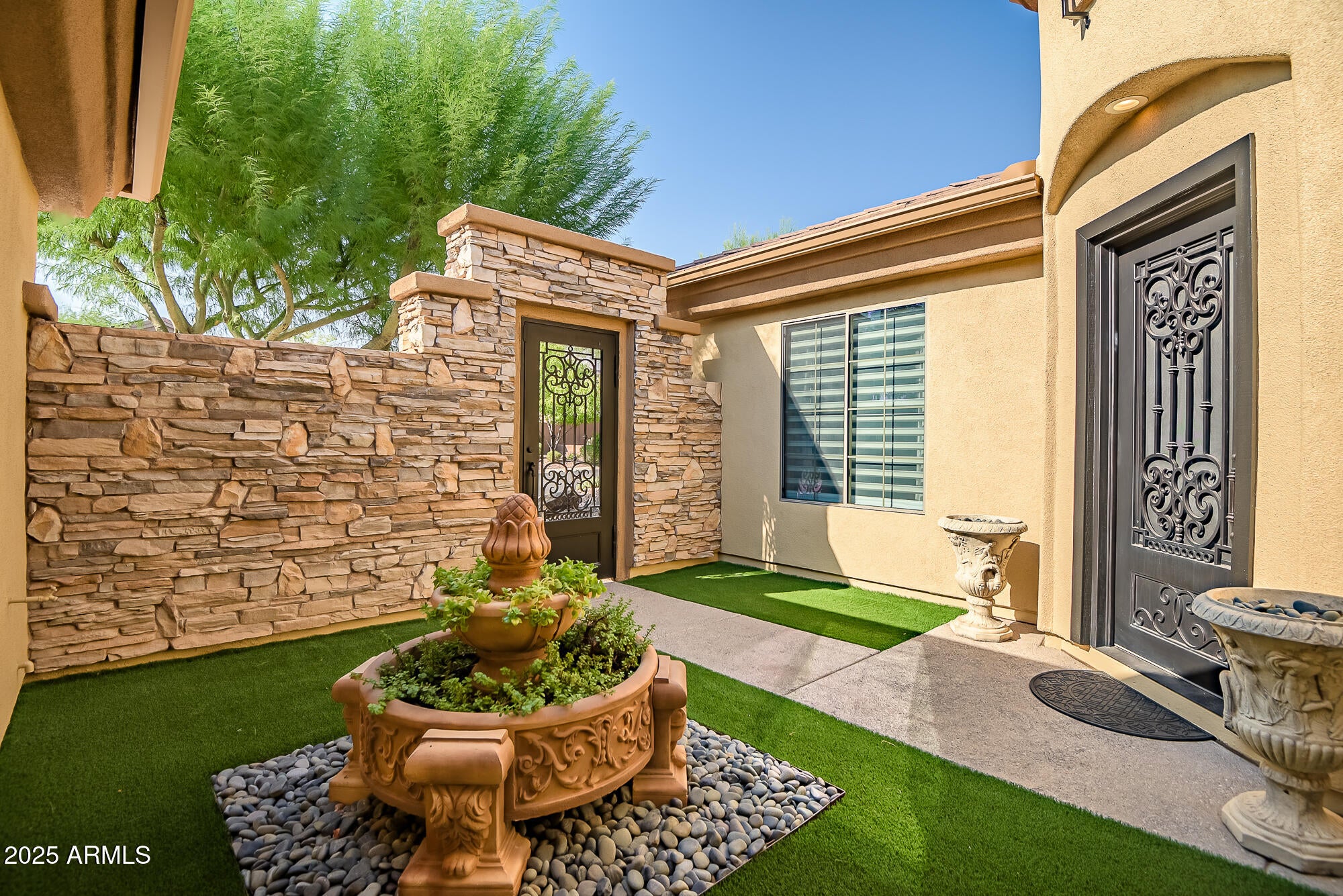 ANTHEM COUNTRY CLUB - Residential