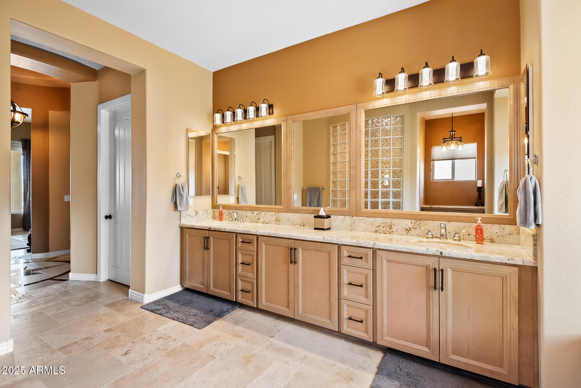 ANTHEM COUNTRY CLUB - Residential