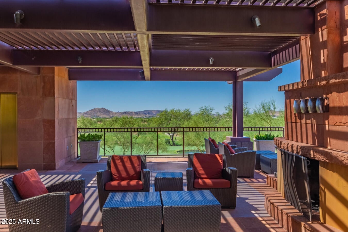 ANTHEM COUNTRY CLUB - Residential