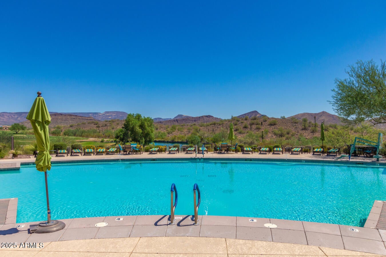 ANTHEM COUNTRY CLUB - Residential