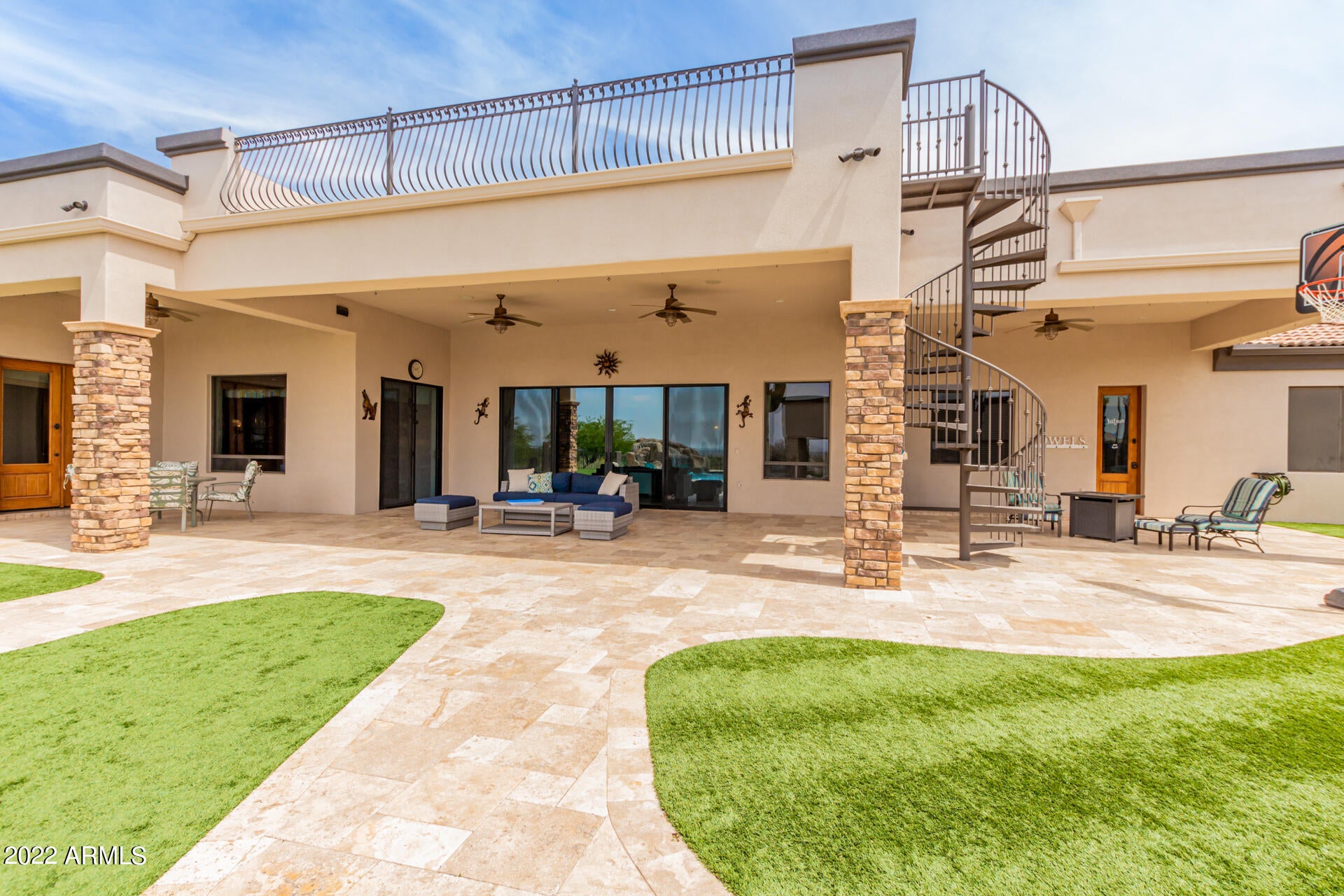 Hangar Haciendas - Residential