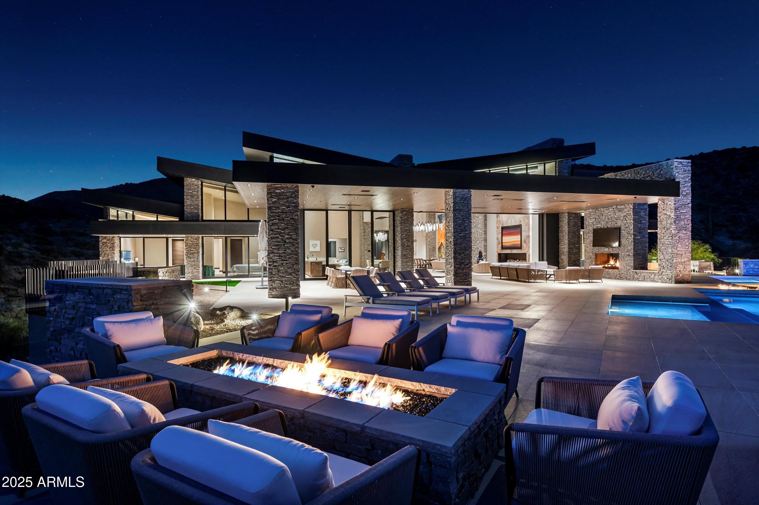 DESERT MOUNTAIN - Residential