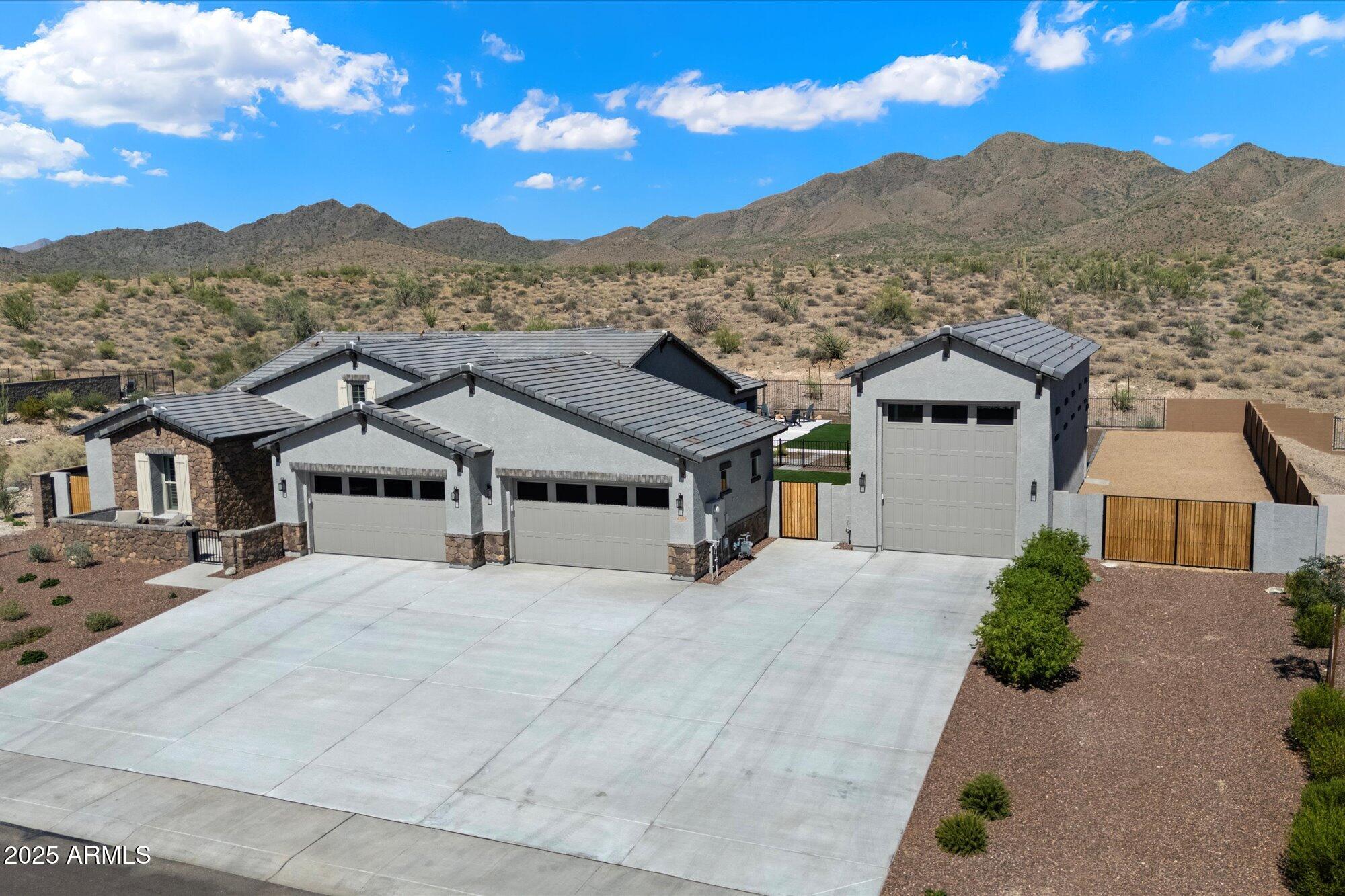 ARROYO NORTE - Residential