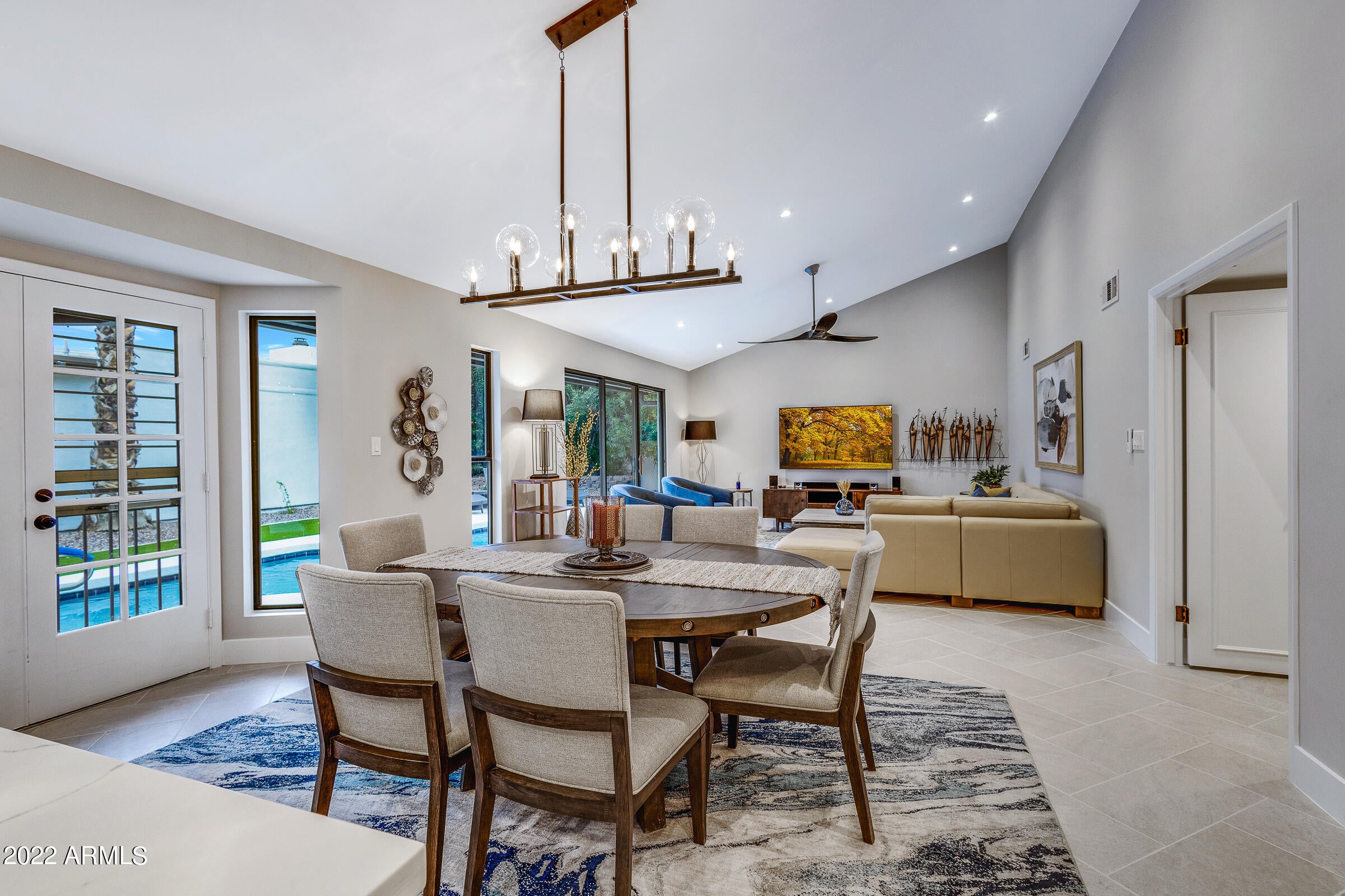 PALO VIENTO 1 - Residential