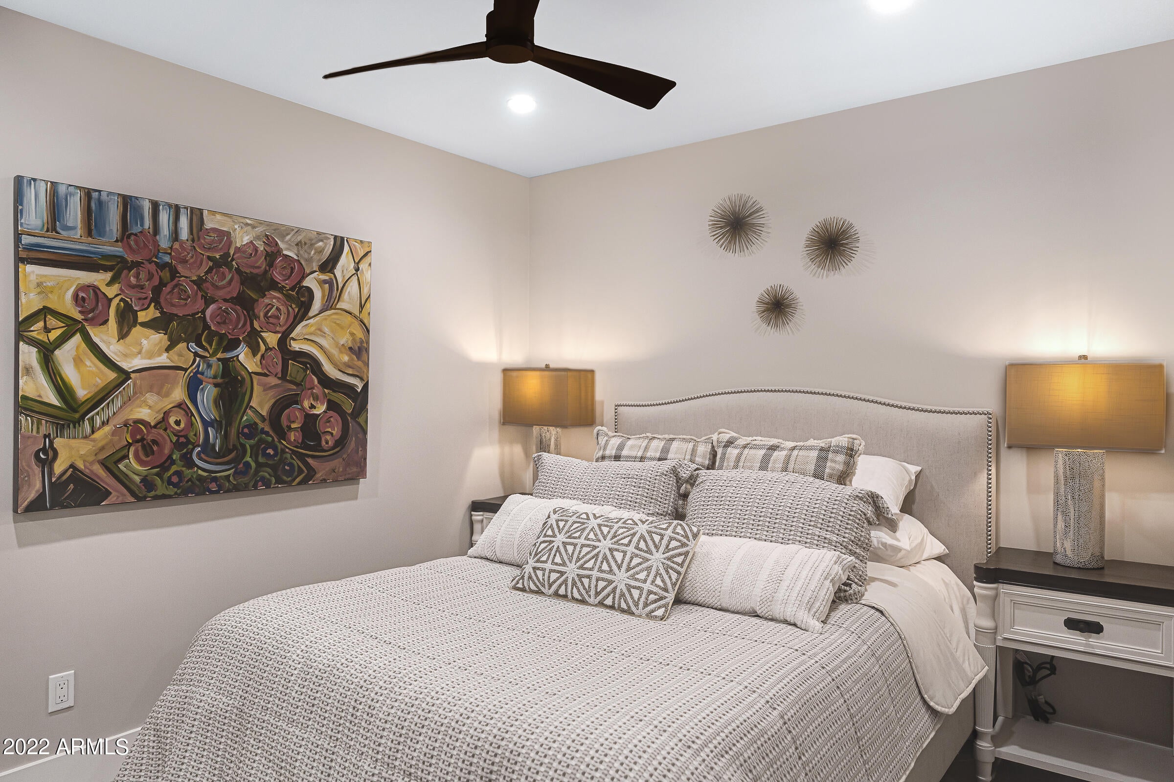 PALO VIENTO 1 - Residential