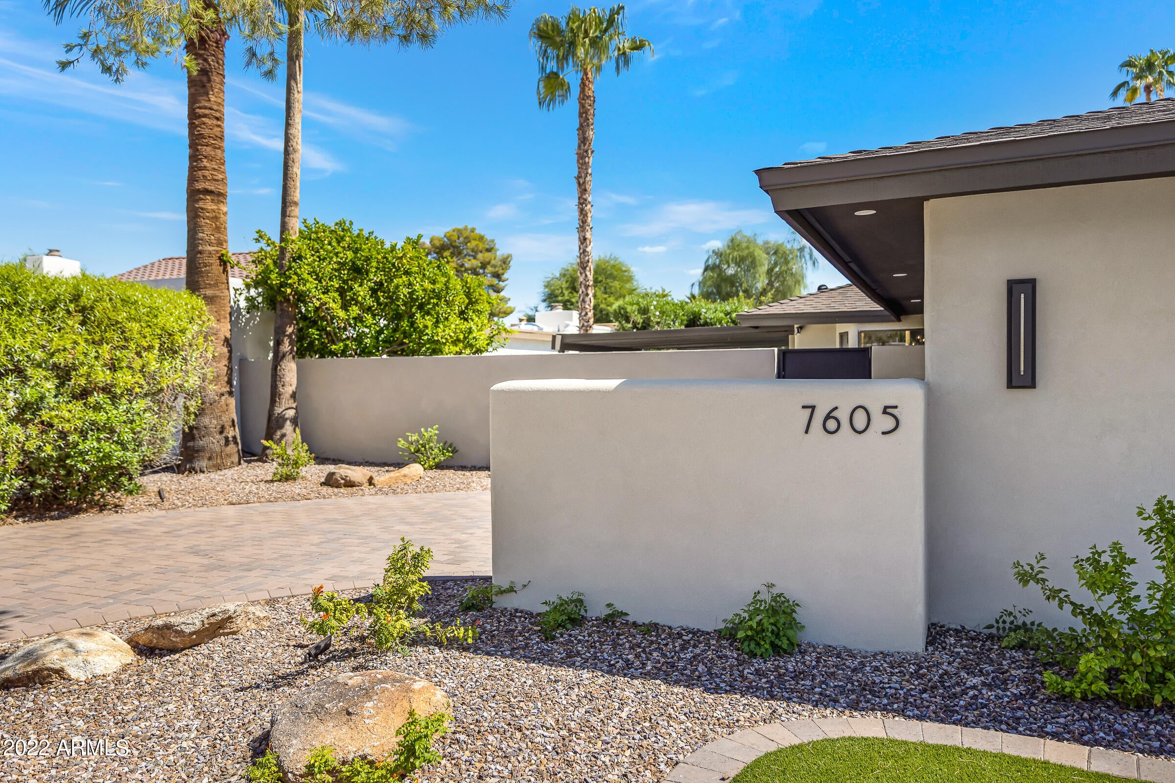 PALO VIENTO 1 - Residential